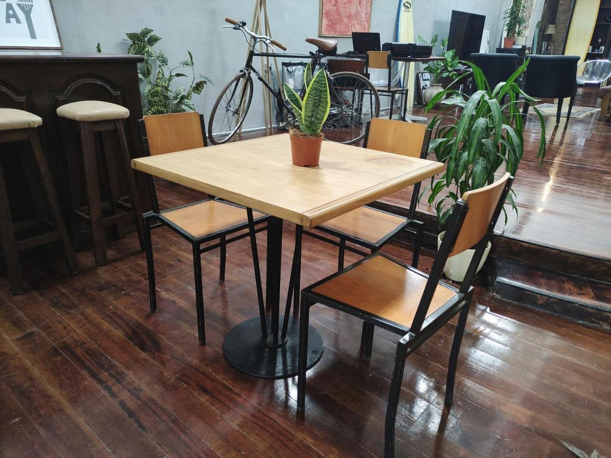 Caruma Surf Hostel Матозиньюш Экстерьер фото